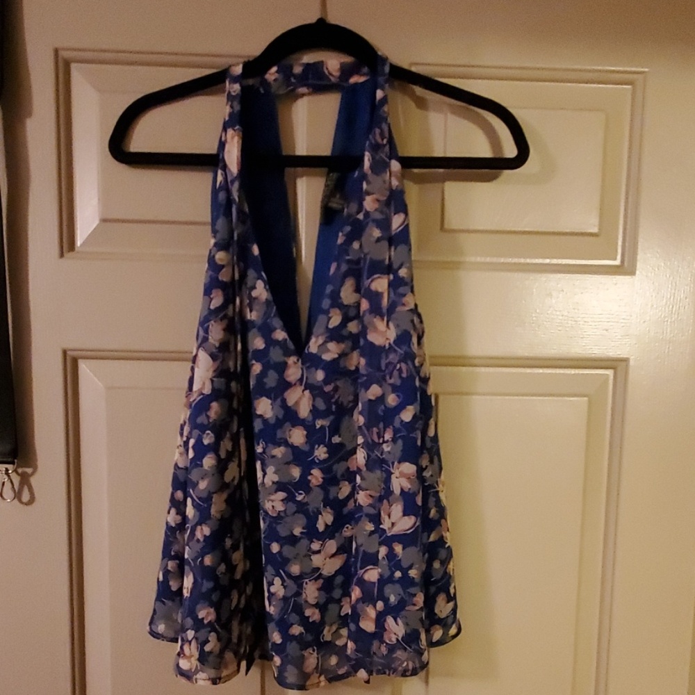 Sleeveless top